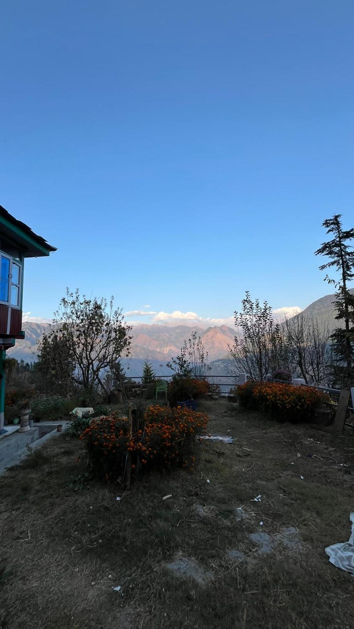 Mountain Eyrie Hotel Banjār Kültér fotó