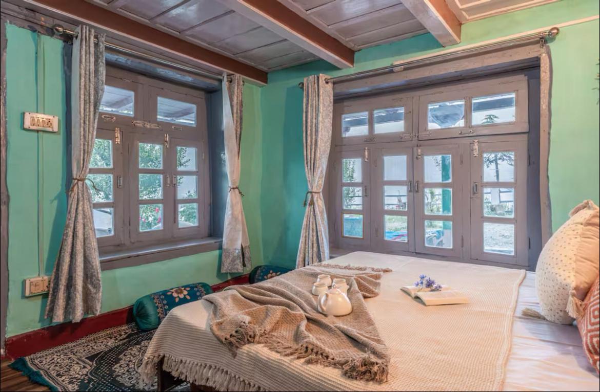 Mountain Eyrie Hotel Banjār Kültér fotó